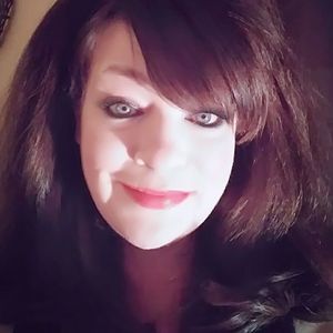 Meet your Posher, Stacia